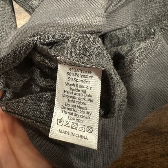 Mia Joy Girls Gray Long-sleeve Size 6 - Picture 3 of 4